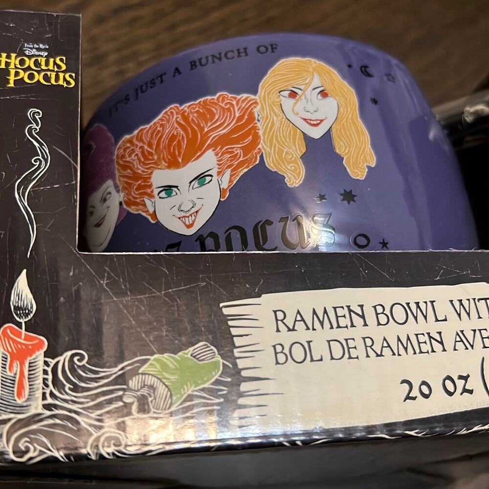 Disney Hocus Pocus Ramen Bowl with Chopsticks Sanderson Sisters 20 oz New in Box